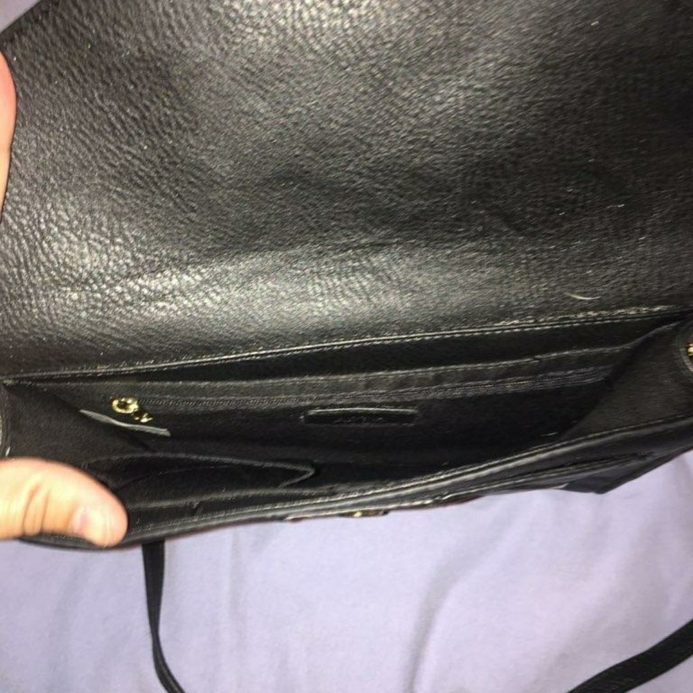 Purse - Picture 3 of 4